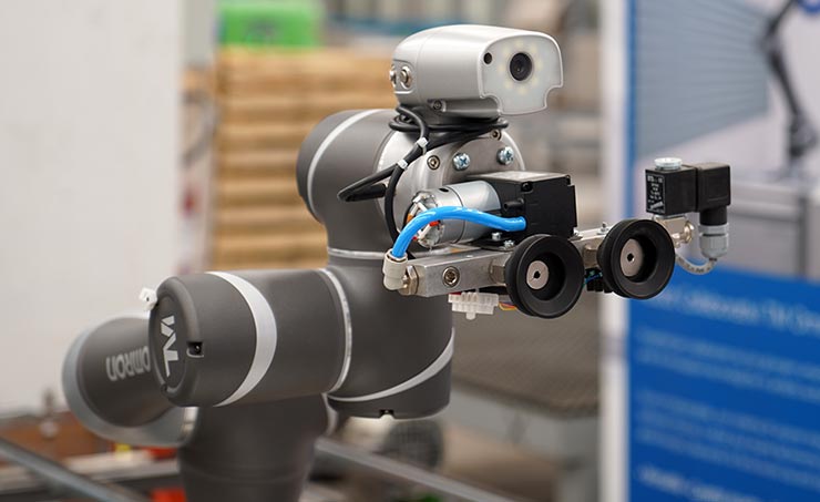 cobot omron
