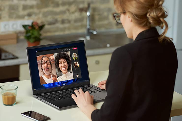 acer travelmate