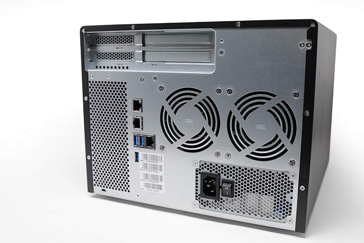 NAS QNAP
