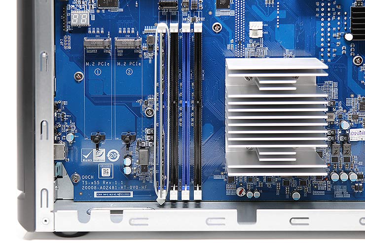 NAS QNAP