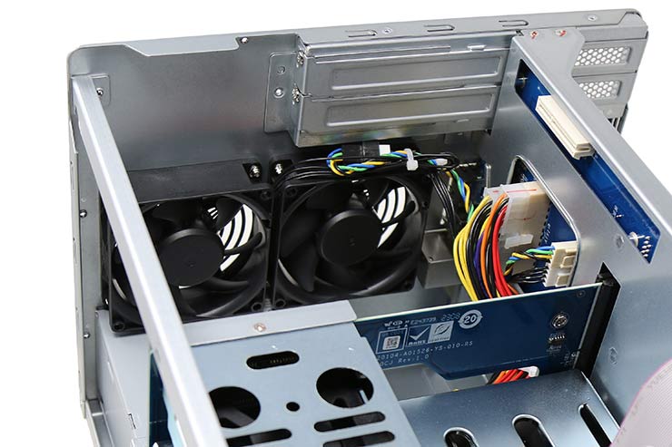 NAS QNAP