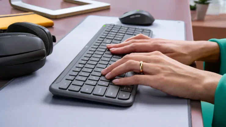 Logitech Signature Slim Combo MK950 for Business
