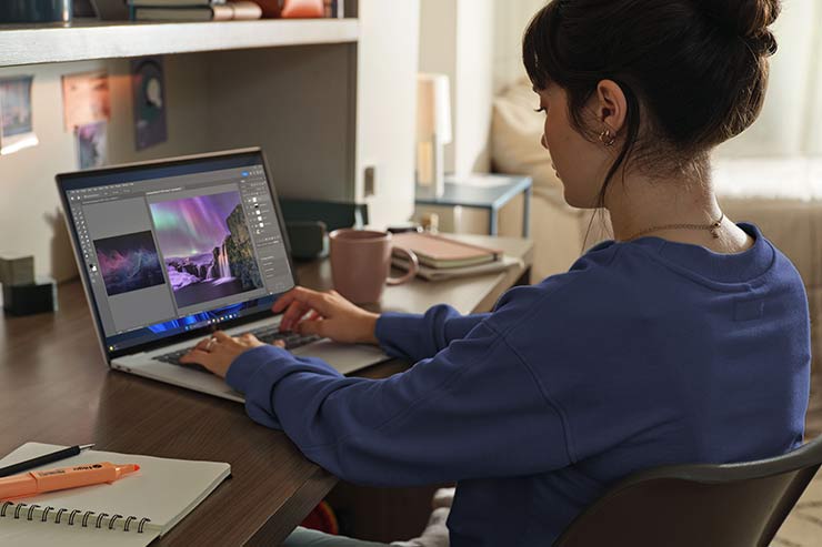Snapdragon HP-OmniBook_5_16_Lifestyle-2 Snapdragon