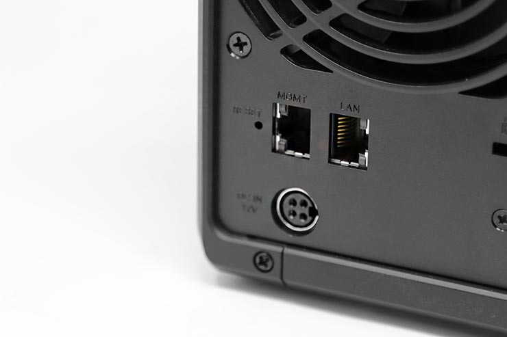 synology