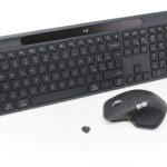 Desktop moderno, Logitech MX Master 4 e Slim Solar+ K980 logitech mx